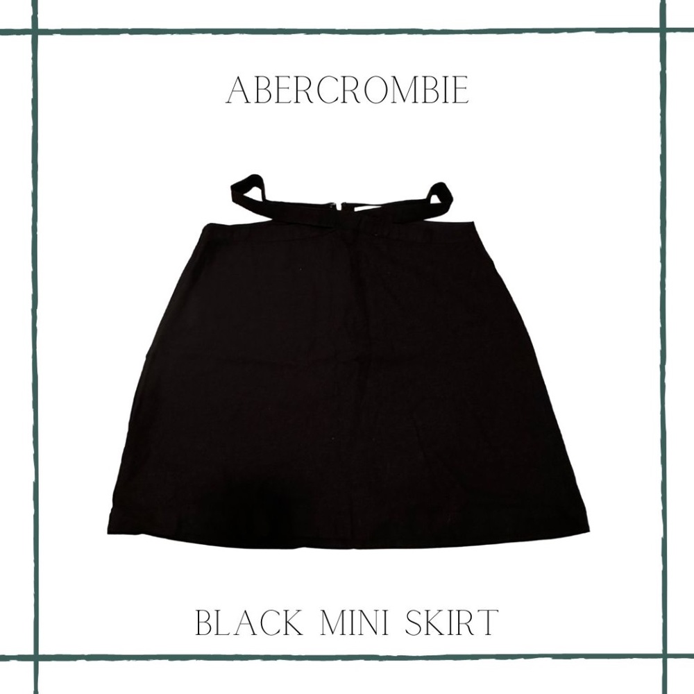 NWT Abercrombie Side Cut-Out Mini Skirt